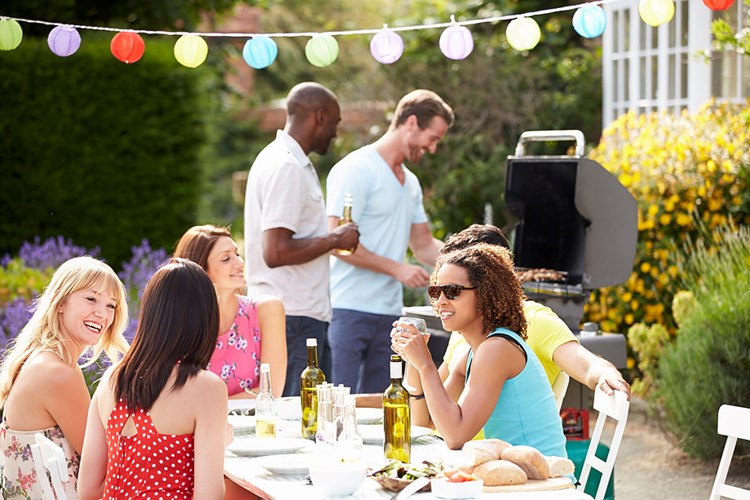 7 tips to naigate any party.jpg
