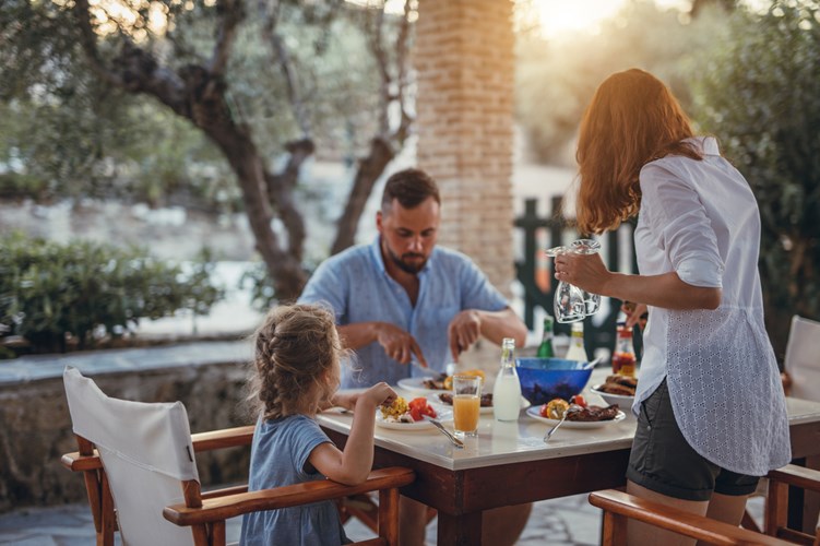 mealtimes together so important.jpg