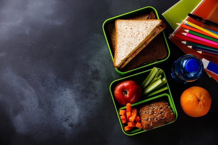 school-lunch.jpg